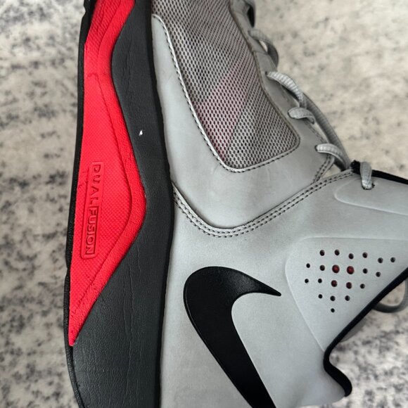 NIKE DUAL FUSION BASKETBALL STADIUM GREY BLACK RED ANTHRACITE SIZE 11 - Picture 4 of 9